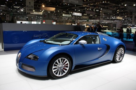 bugatti-veyron-bleu-centenaire-live-at-geneva-img_3.jpg
